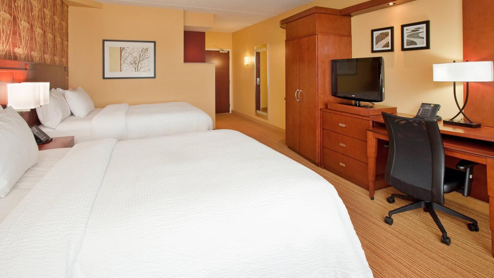 Courtyard By Marriott Pittsburgh North/Cranberry Woods Hotel Cranberry Township Exterior foto